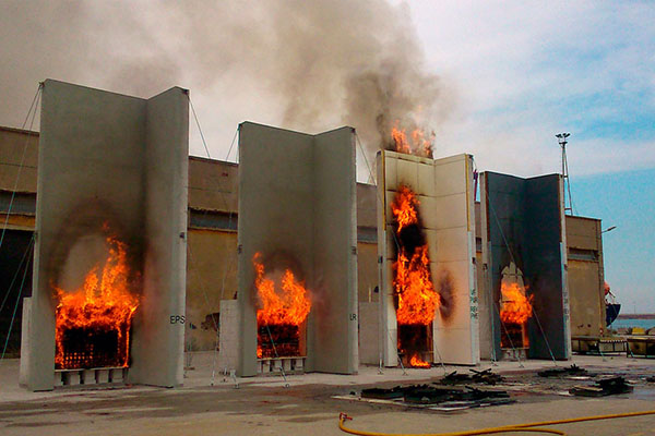 Fire-resistant WPC decking for outdoor safety
