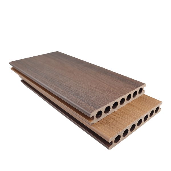 co-extrusion decking (1)