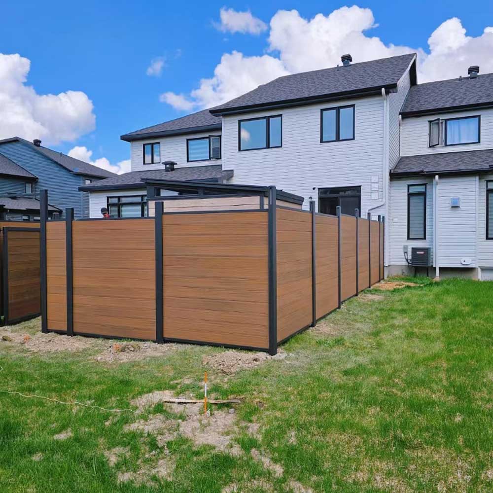 wpc fencing panel around house