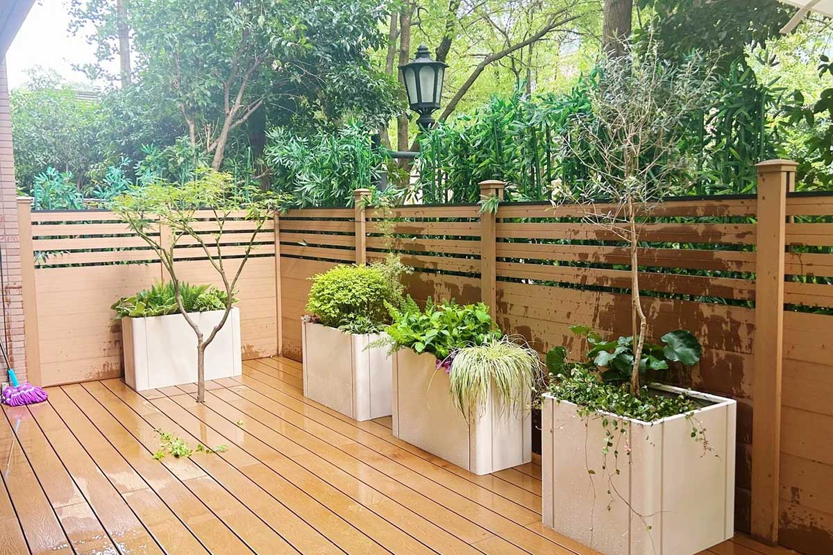 How-Buyers-Can-Reduce-the-Cost-of-WPC-Composite-Fence-Without-Sacrificing-Quality