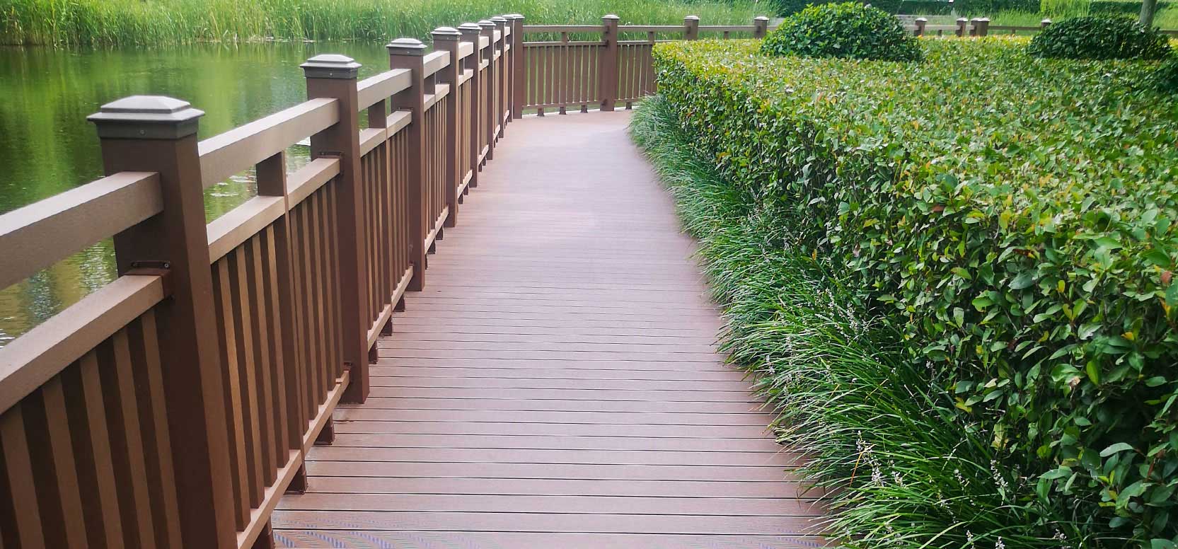 wpc-railing-in-the-bridge.jpg